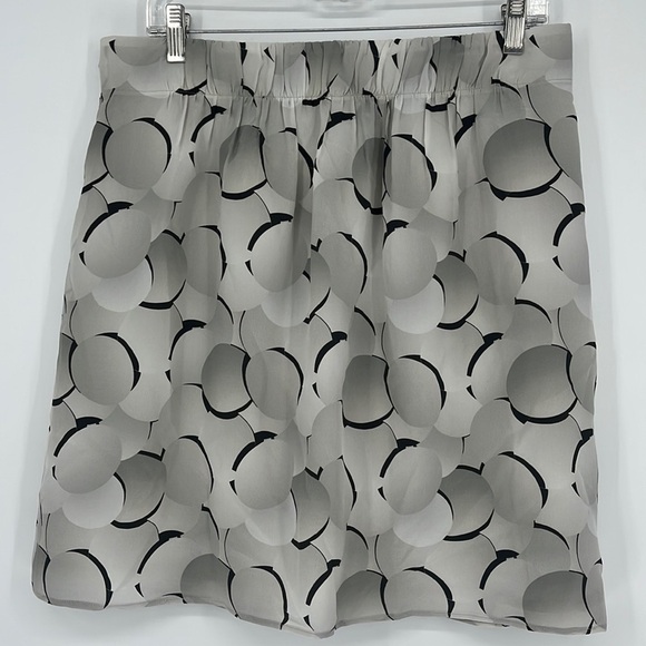 AKRIS Punto Bergdorf Goodman 100% Silk Circle Gray & Black Skirt Women’s Size 10 - Picture 1 of 8